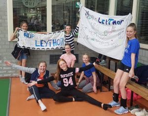 Mini's bij Dames 1 @ De Bloemerd